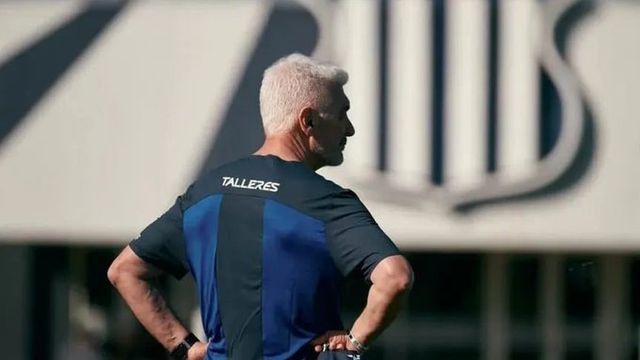 El técnco de Talleres, Omar De Felippe, y la ardua tarea de reacomodarse para enfrentar a Belgrano.