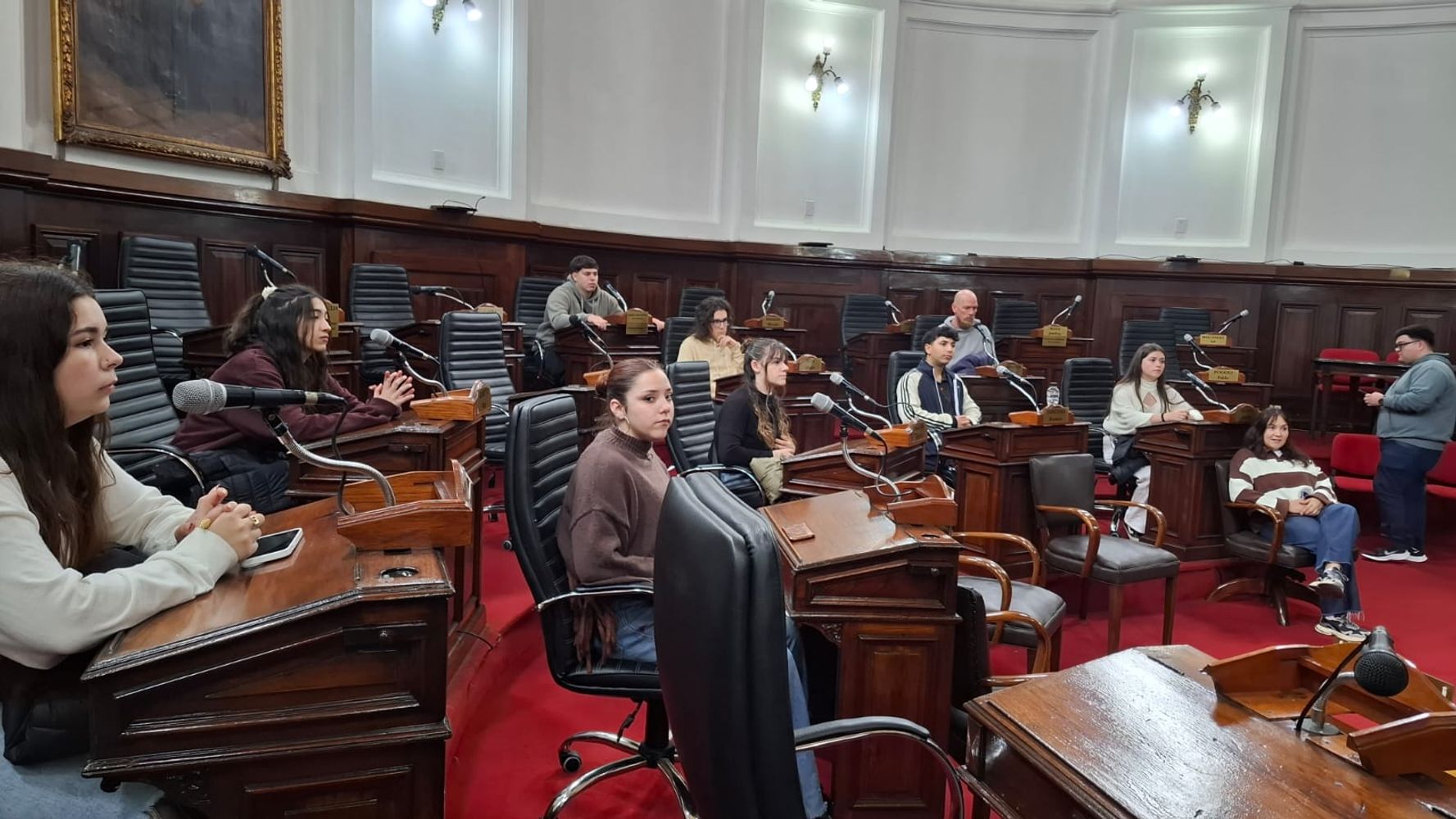estudiantes de la Secundaria N° 10 de Claromecó
