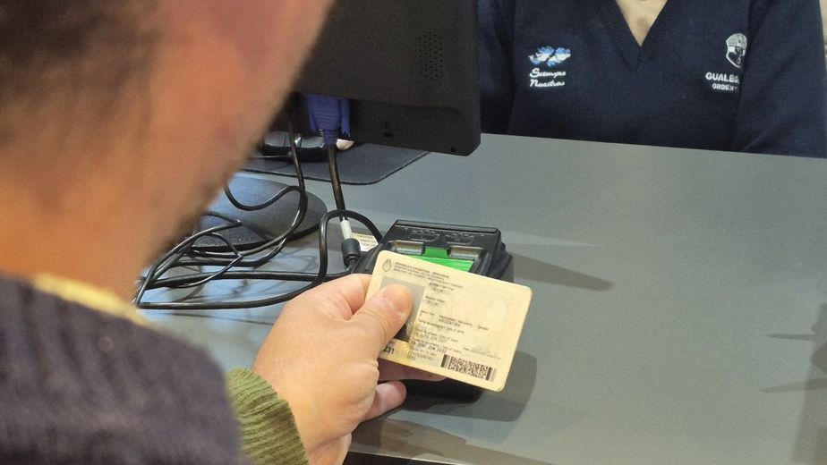 Renaper lanzó una advertencia clave para quienes programan viajar este verano