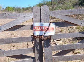 El Municipio de Carlos Paz paralizó trabajos de excavación y desmonte del Grupo Dinosaurio en un Área Protegida