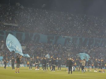 Otro banderazo Gigante de Belgrano, para visitar a Talleres en el Kempes