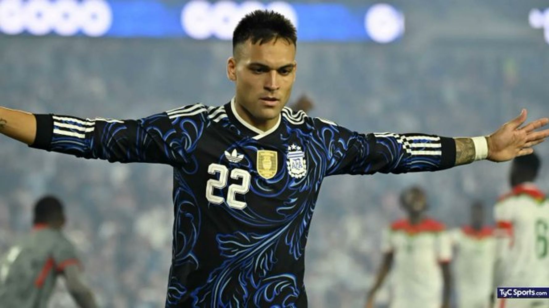 Lautaro Martínez, camino a dejar atrás al Kun Agüero entre los máximos goleadores de la Selección.