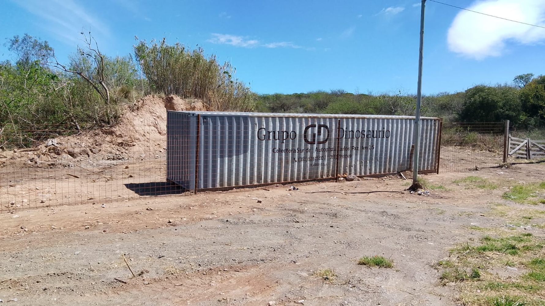 El Municipio de Carlos Paz paralizó trabajos de excavación y desmonte del Grupo Dinosaurio en un Área Protegida
