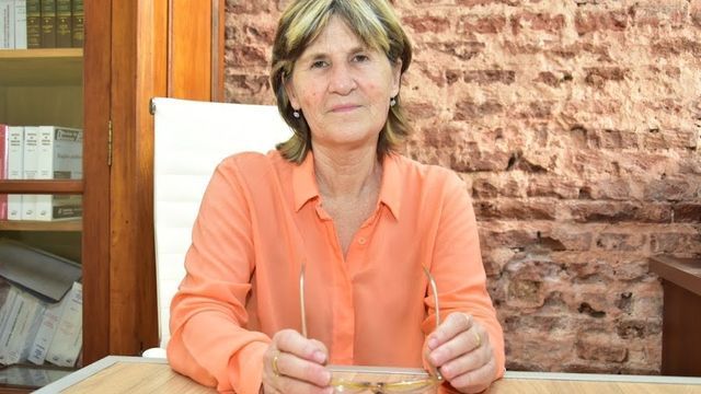 Dra. María de los Ángeles Petit  
Exdiputada nacional