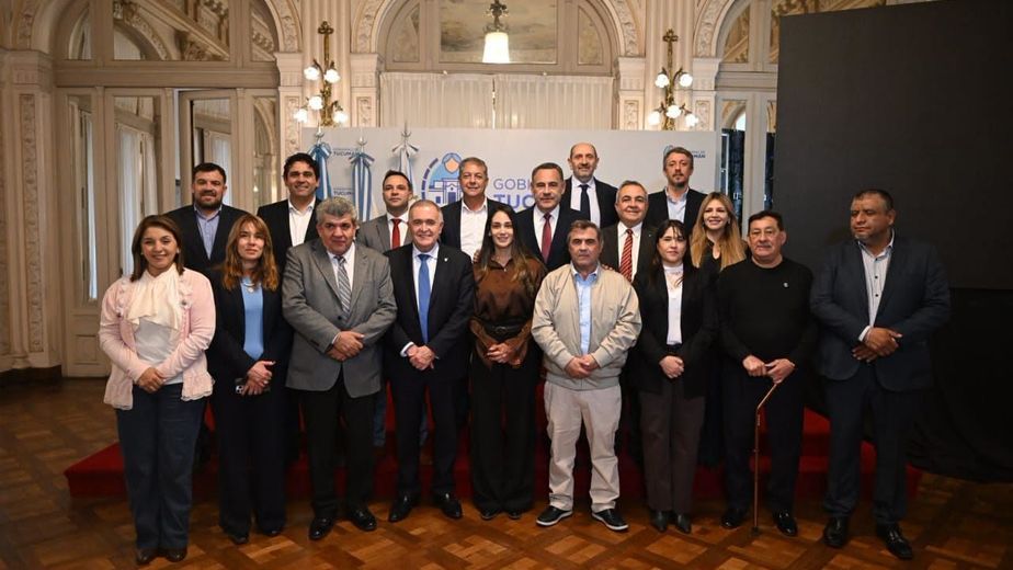 El "Primer Acople" que presenta sus candidatos
