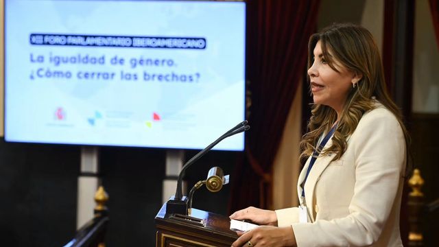 Senadora nacional Sandra Mendoza