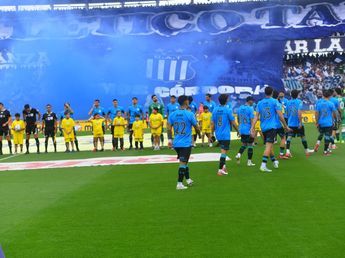El espectacular recibimiento de los hinchas de Talleres en el clásico ante Belgrano en el Kempes