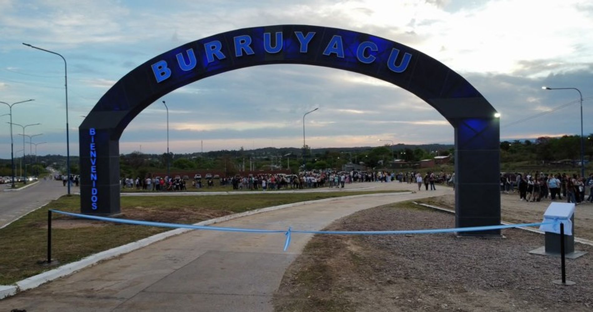El nuevo espacio del acceso norte está pensado tanto para los vecinos como para quienes llegan por la ruta.