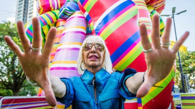 Escultura de los deseos, la obra de Marta Minujín que se puede visitar en Rosario
