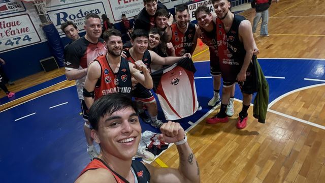 Sporting derrotó a Los Andes y clasificó a cuartos de final.