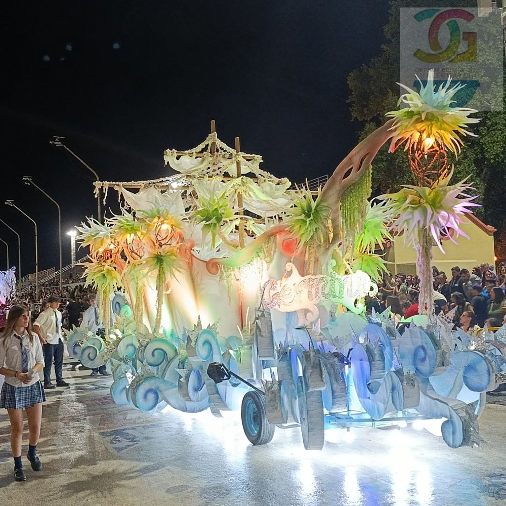 Fiesta Nacional de Carrozas Estudiantiles