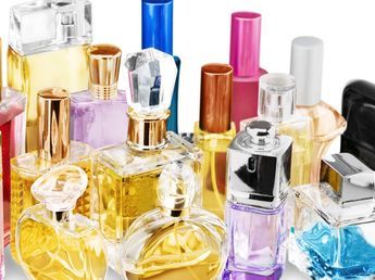 Color de los perfumes: guía completa para saber en qué momento del día se deben usar