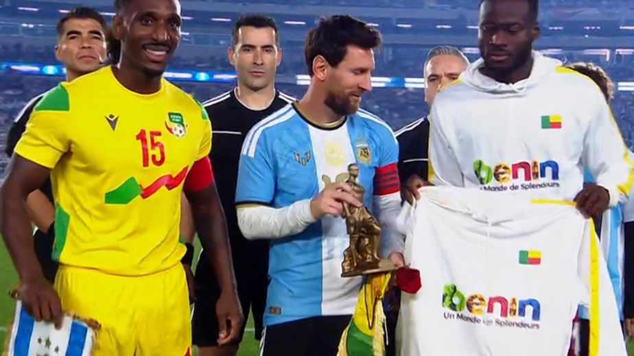 El regalo de Benin a Messi