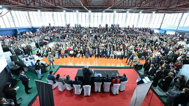 En total fueron 263 los proyectos alcanzados: 50 con equipamiento y 213 con créditos.