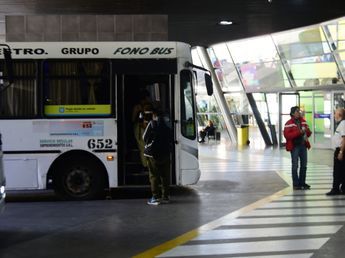 Alerta en Córdoba: se normalizan los colectivos interurbanos pero hay amenaza de paro total
