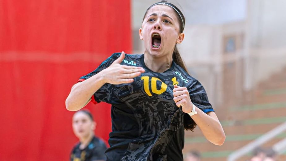 Candela Rubiola de Arroyito fue convocada a la Selección Argentina Juvenil de Beach Handball