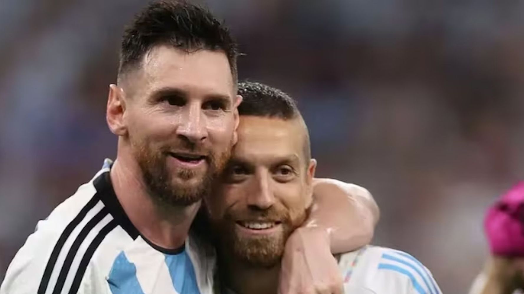 "Papu" Gómez y Lionel Messi.