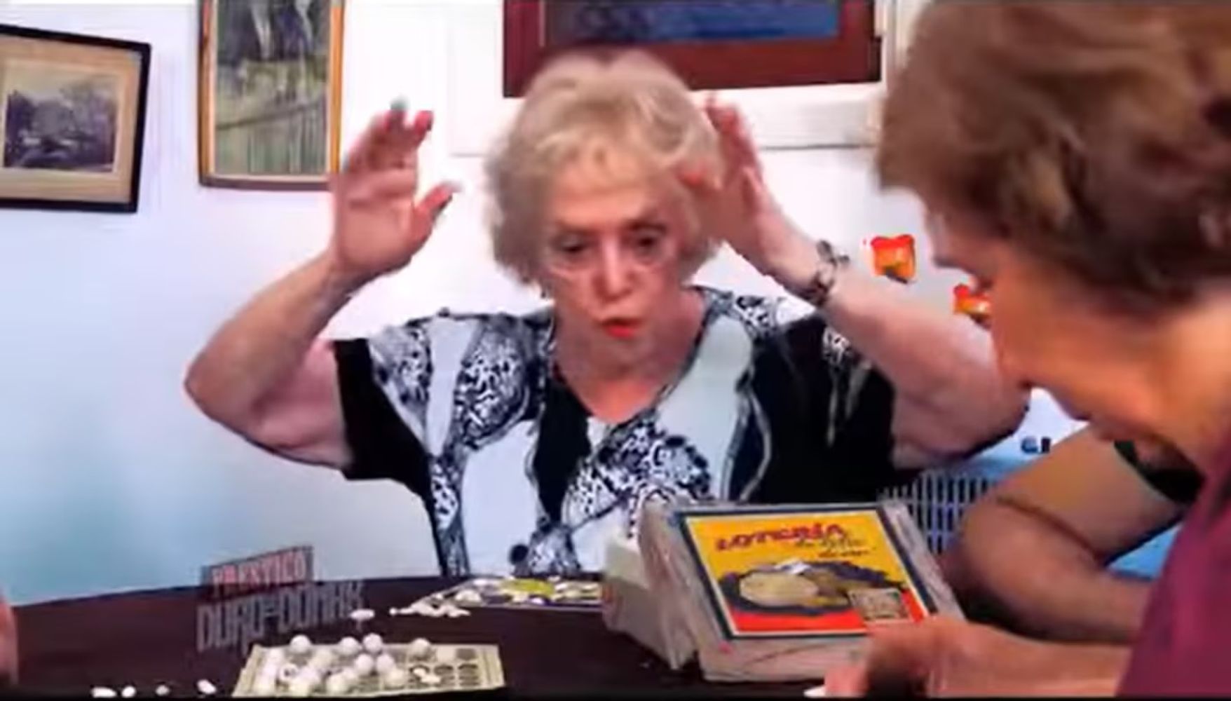 Zulema Galperín como parte del elenco de "Duro de domar"