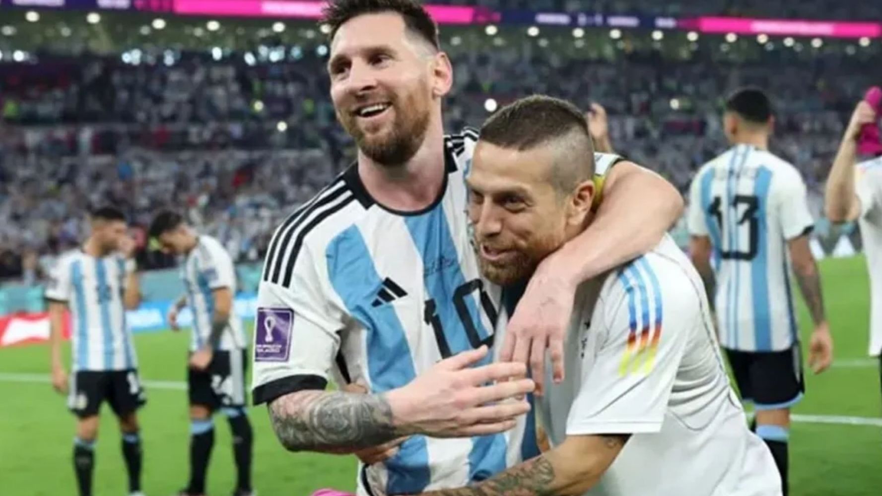 "Papu" Gómez y Lionel Messi.
