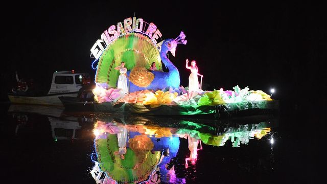 Fiesta Provincial de Carrozas Náuticas en Villa Paranacito