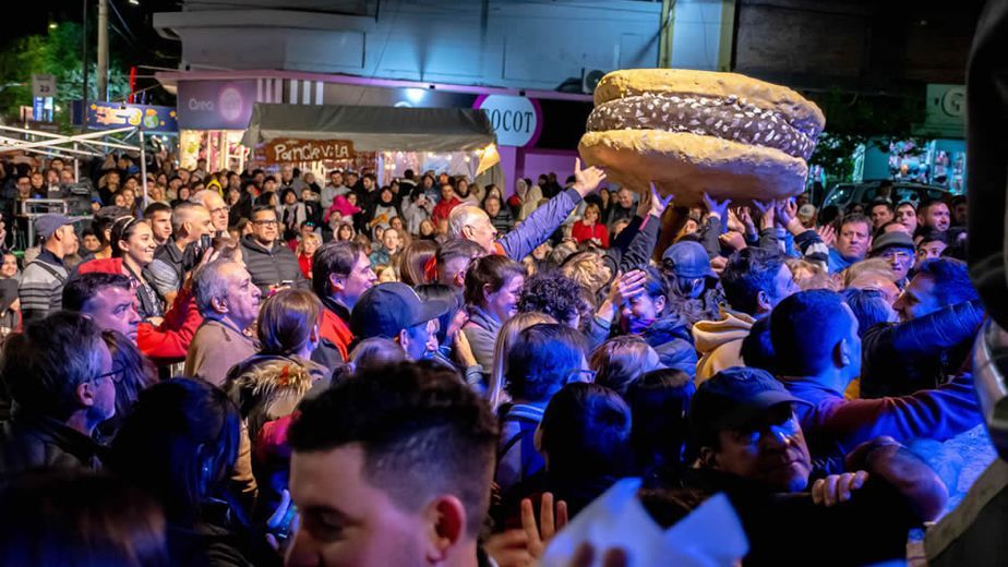 La Falda se prepara para cuatro días de la Fiesta Nacional del Alfajor con entrada gratuita