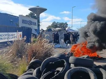 UnionBat quedó al borde del abismo y hay una deuda millonaria que golpea de lleno a sus trabajadores