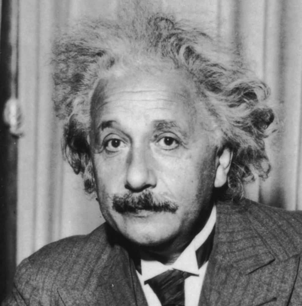 La contundente frase de Albert Einstein, científico, sobre la maldad: "El mundo no está en peligro por las malas personas sino por aquellas que permiten la maldad"