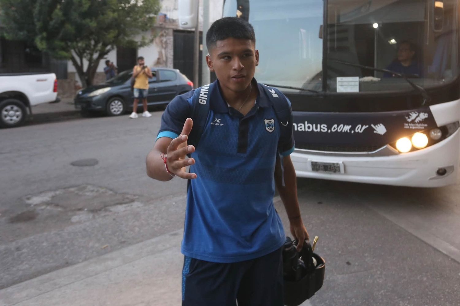 El jugador sampedreño destacó la importancia de hacerse fuertes en condición de local, manteniendo la mira en seguir en las primeras posiciones de la Zona “B”. “Queremos seguir peleando arriba”, definió.