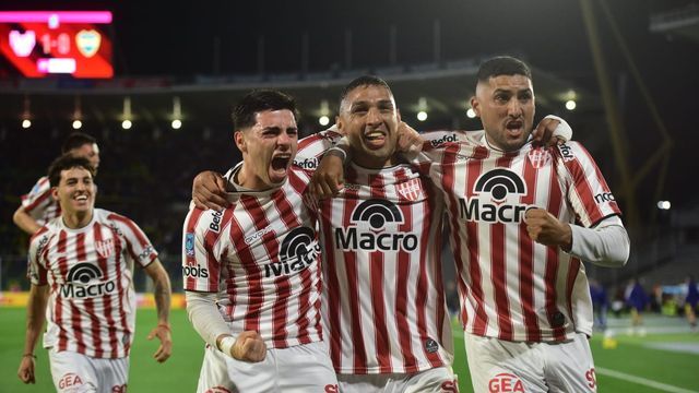 El capitán Fernando Alarcón anotó el 1 a 0. Un blooper del arquero Ledesma posiblitó el empate de Boca.