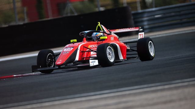 Fausto Arnaudo piloto F4 España