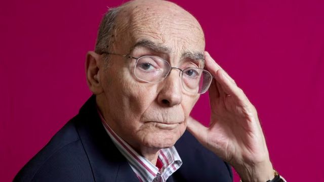 José Saramago, Premio Nobel de Literatura: “Es una estupidez perder el presente solo por el miedo de no llegar a ganar el futuro”