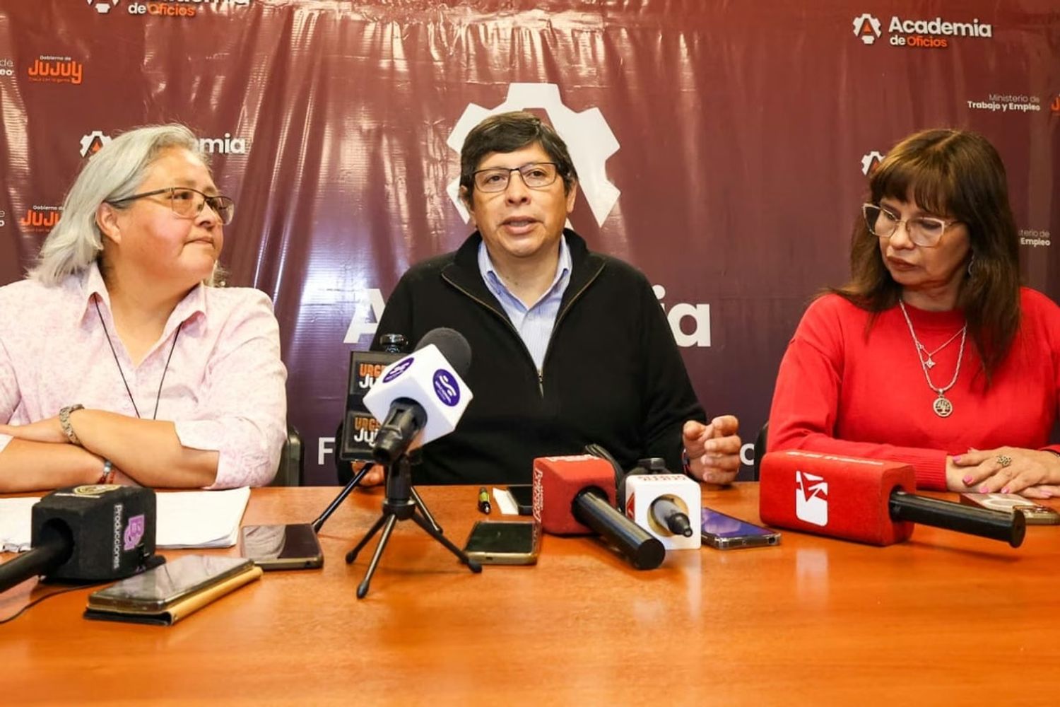 El secretario de Trabajo de Jujuy, Freddy Berdeja, convocó a toda la ciudadanía a ser “agentes multiplicadores” de la lucha contra la trata de personas “para evitar que este flagelo se siga extendiendo a lo largo y ancho de nuestra provincia”, alertó.