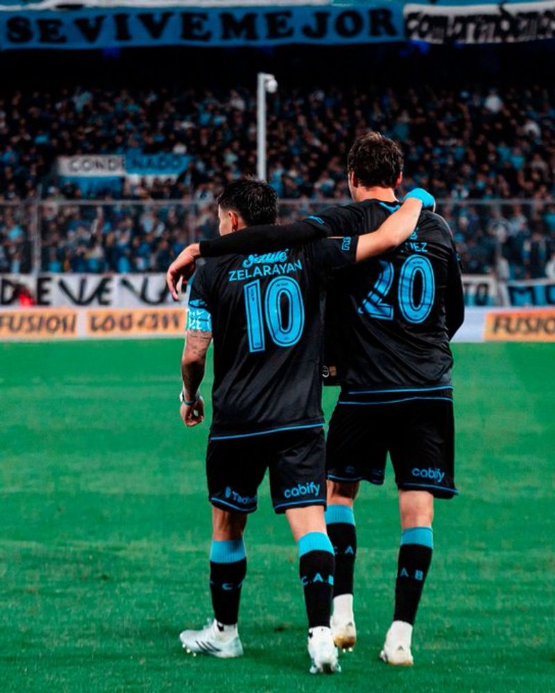 Lucas Zelararán y Franco Vázquez, la sociedad para el Belgrano rompe rachas.