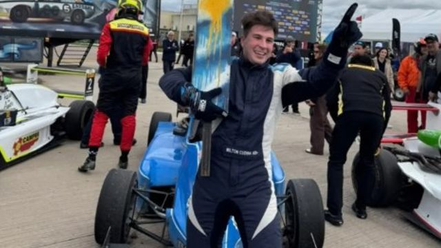 El puntaltense Milton Cudina ganó por primera vez en Formula Nacional. 