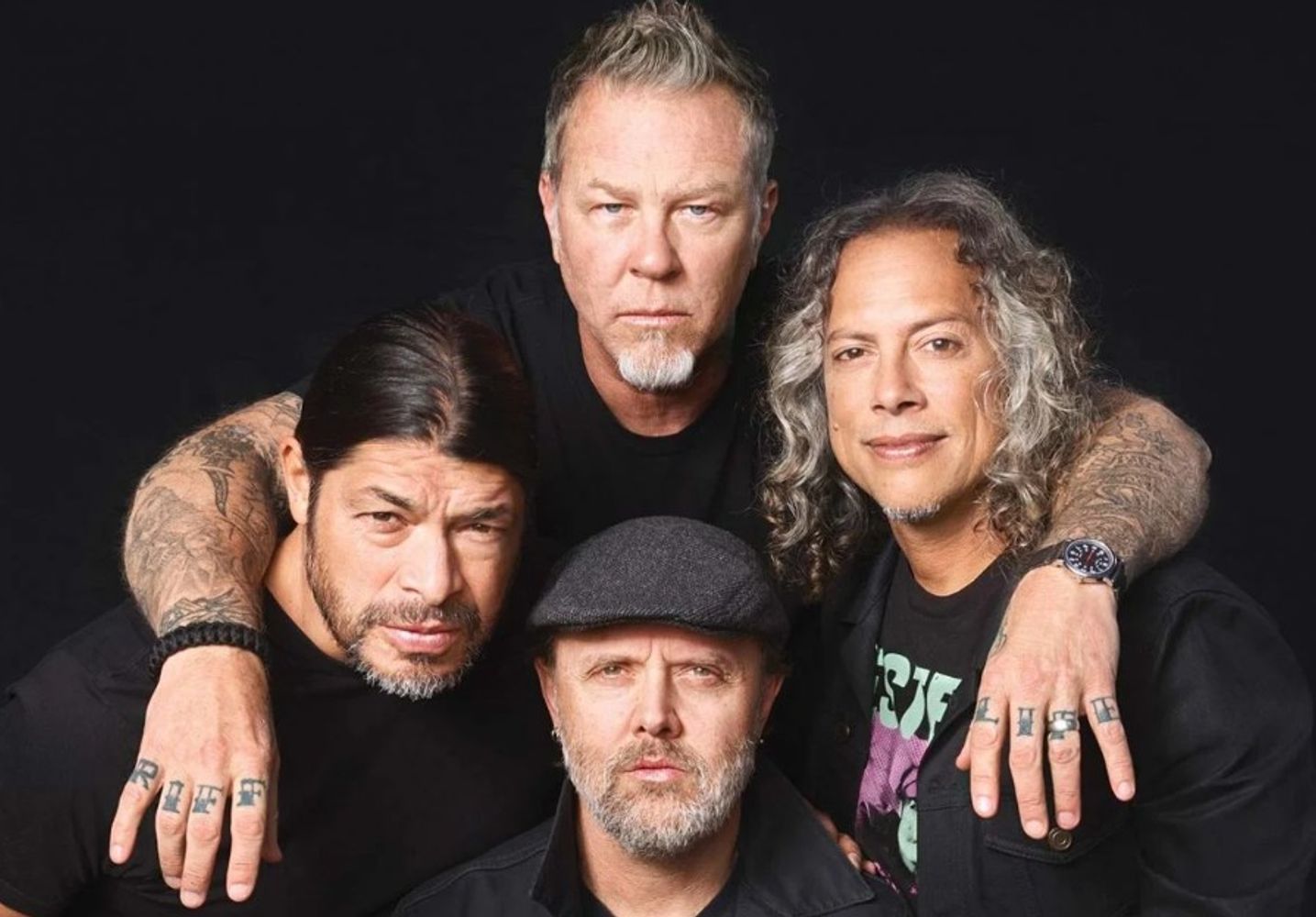 James Hetfield de Metallica apuntó contra los músicos que hablan de política en sus shows y desató la polémica: "Tonterías"