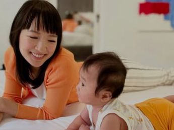 Marie Kondo, 42 años, experta en orden, explica cómo cambió de idea tras tener a su tercer hijo: "El objetivo no es estar siempre ordenado"