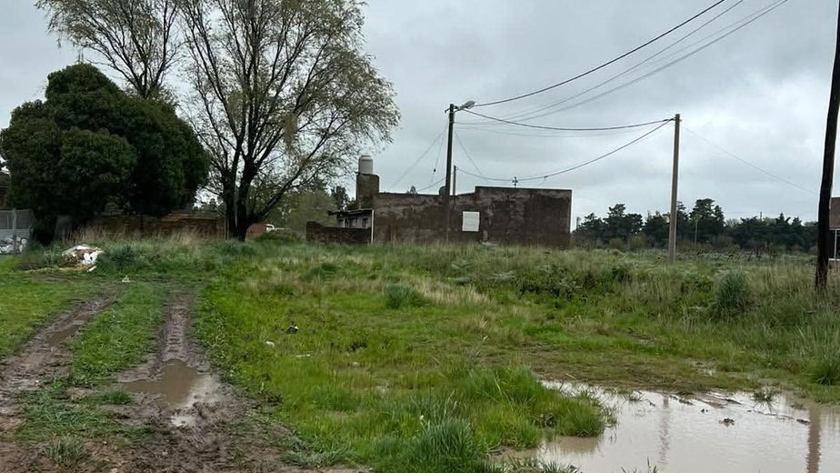 Vecinos del barrio Santa Teresita reclaman por atención y mantenimiento