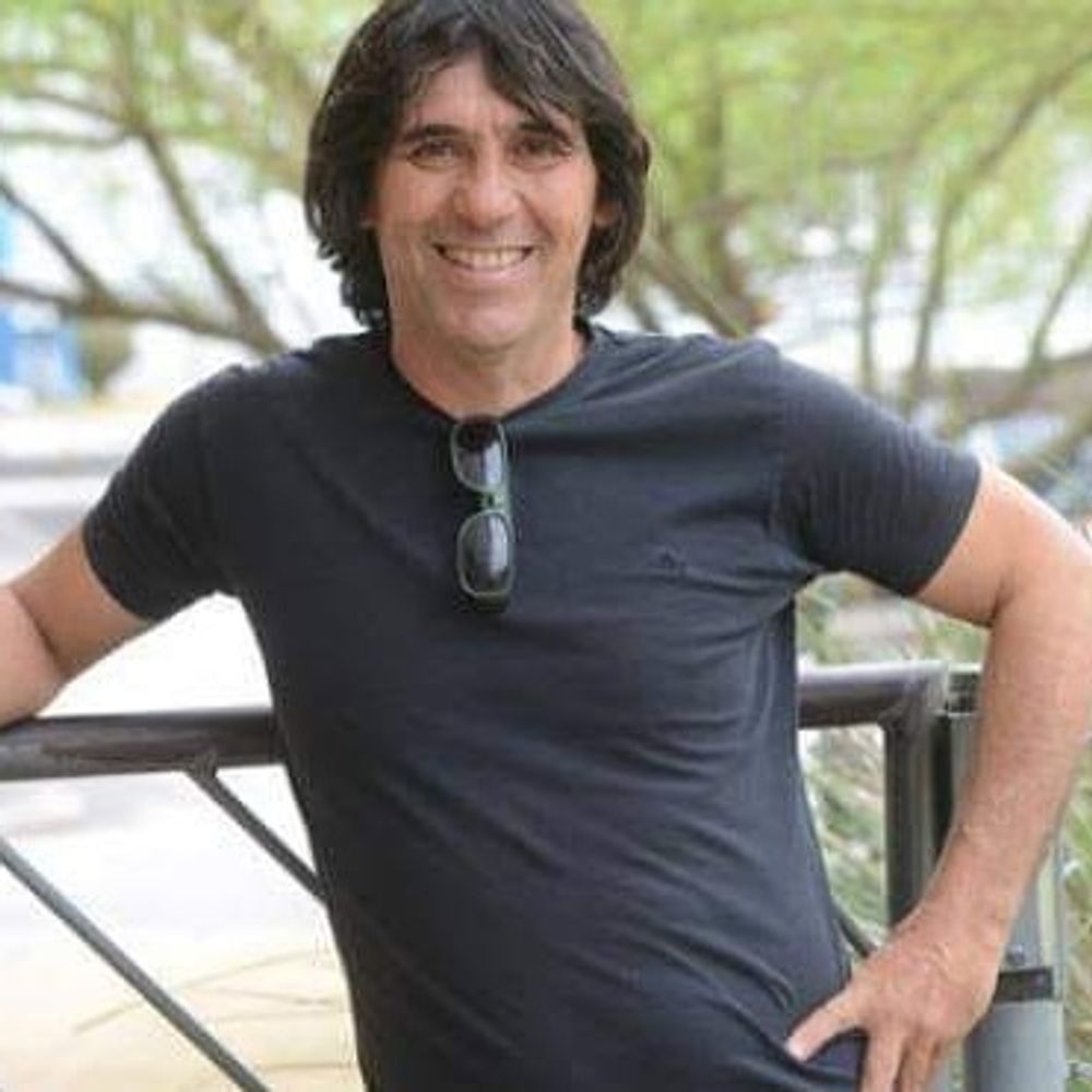 Marcelo Decall.