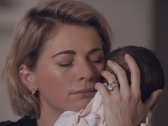 Tres series de Netflix para maratonear con mamá el Día de la Madre