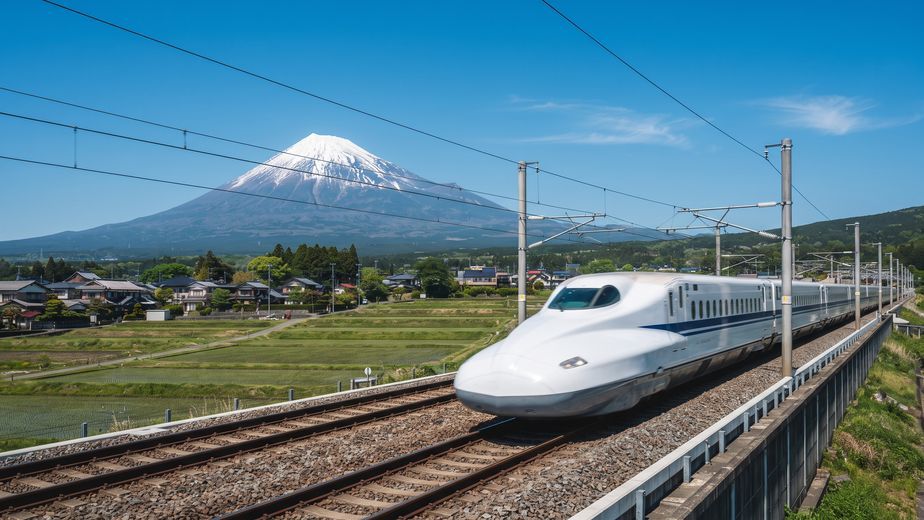 Viajar a Japón: este es el error de novato que delata a miles de turistas cada vez que suben al tren
