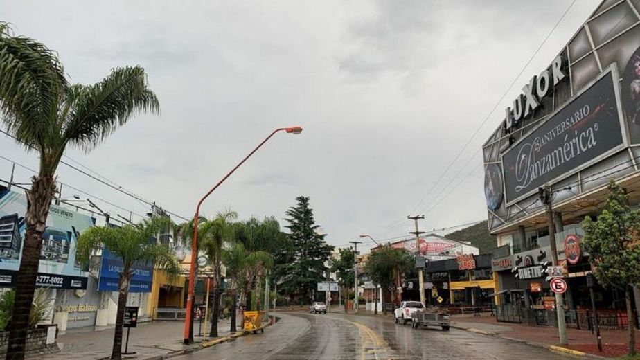 Las lluvias seguirán durante el fin de semana en Carlos Paz: cómo estará el tiempo