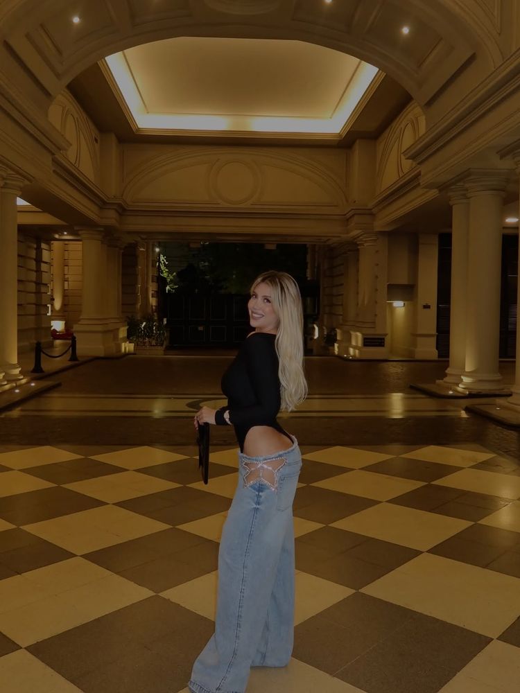 Nicole Neumann sorprendió con un pedido a Wanda Nara y dejó a todos desconcertados