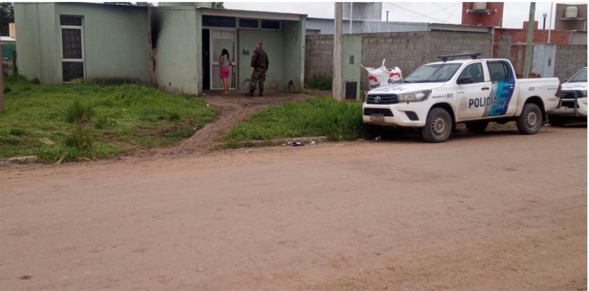 Recuperan moto robada tras dos allanamientos