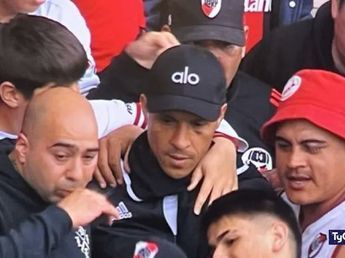 No se vio en TV: el festejo de Enzo Pérez como un hincha más de River en la popular