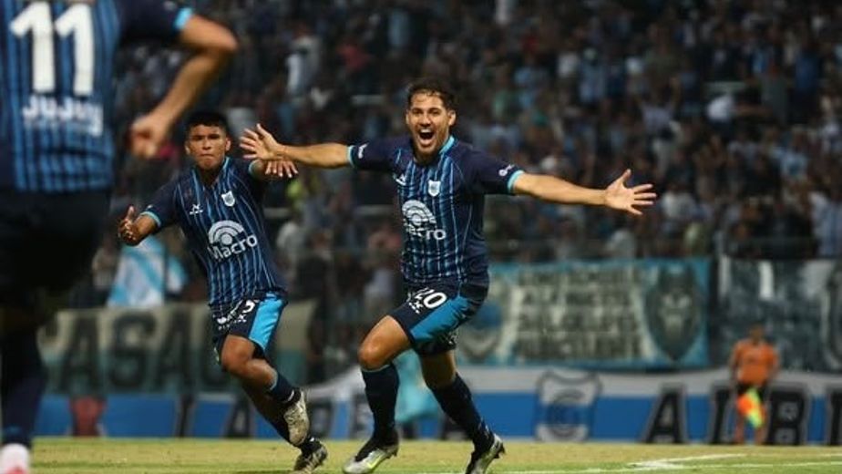 Primera Nacional: “Seguimos confiando y estamos vivos todavía”, dice Octavio Bianchi
