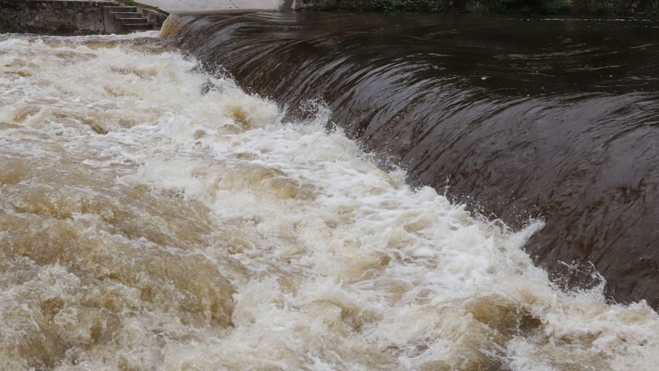 Las lluvias provocaron crecientes en los ríos de Carlos Paz y Punilla
