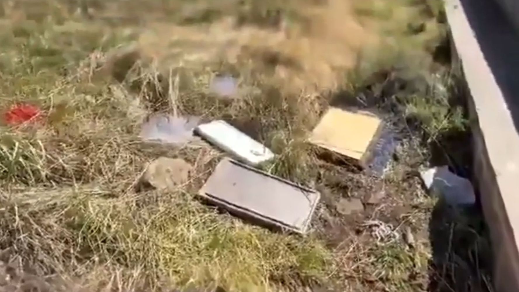 Vandalizaron placas de los combatientes argentinos en las Islas Malvinas.