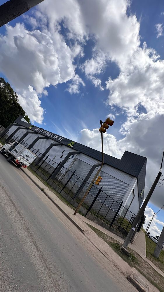 Arena Sport Paraná: de un antiguo depósito a un moderno complejo deportivo con tecnología de última generación