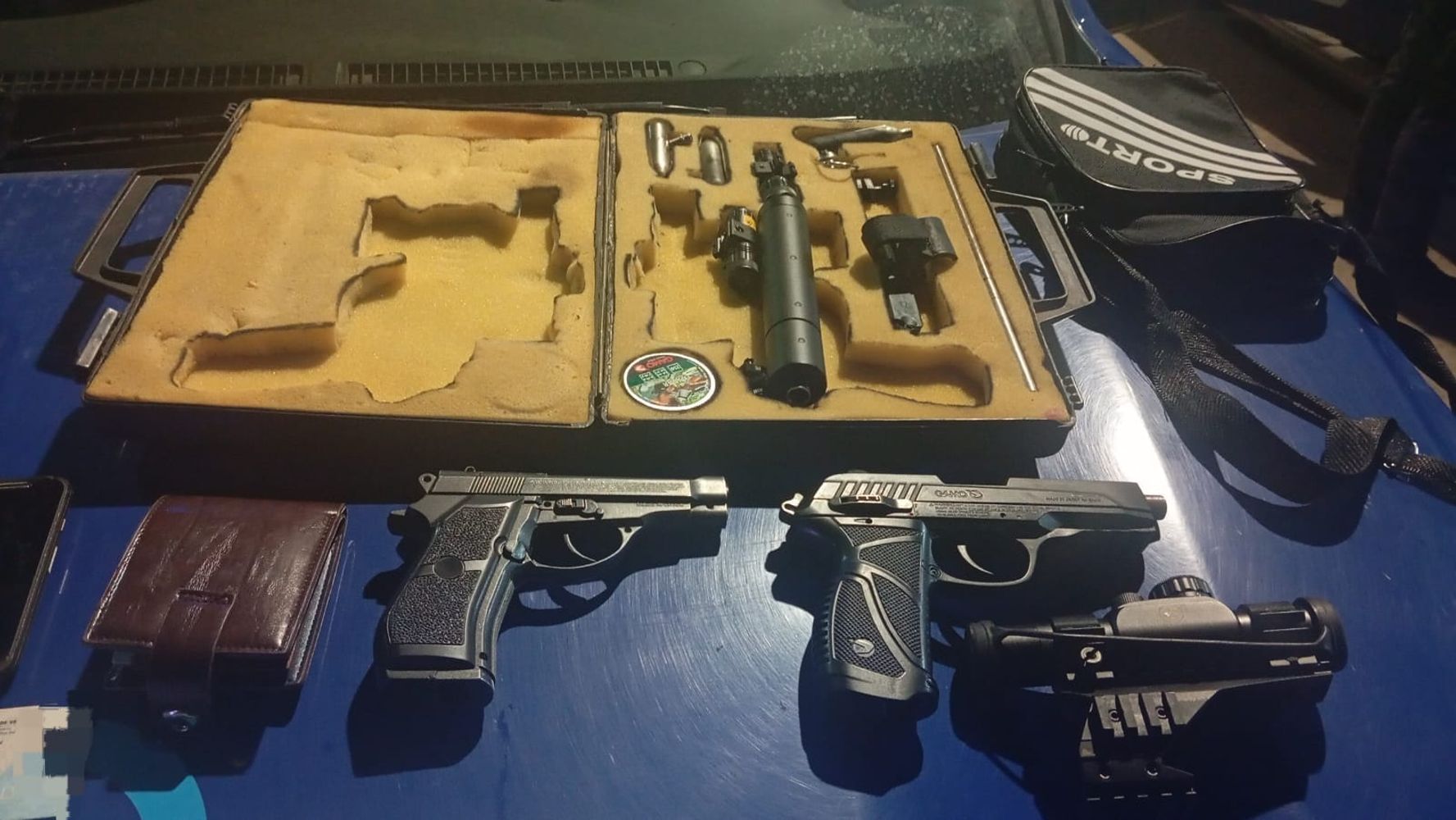 Los elementos secuestrados en barrio Villa Boedo.