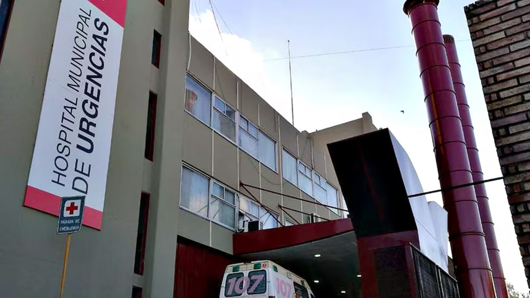 La joven perdió la vida en el Hospital Municipal de Urgencias.